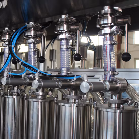 Shanghai Factory Fully Automatic Edible Cooking Vegetable Olive Mustard Coconut Oil Liquid Glass Plastic Bottle Filling Machine with High Accuracy